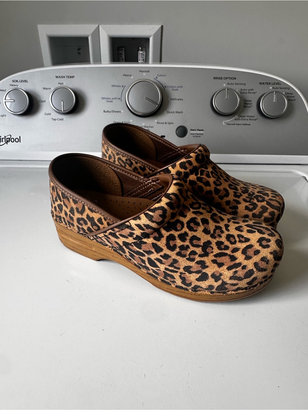 Dansko Professional Cheetah Print Clogs, size 40